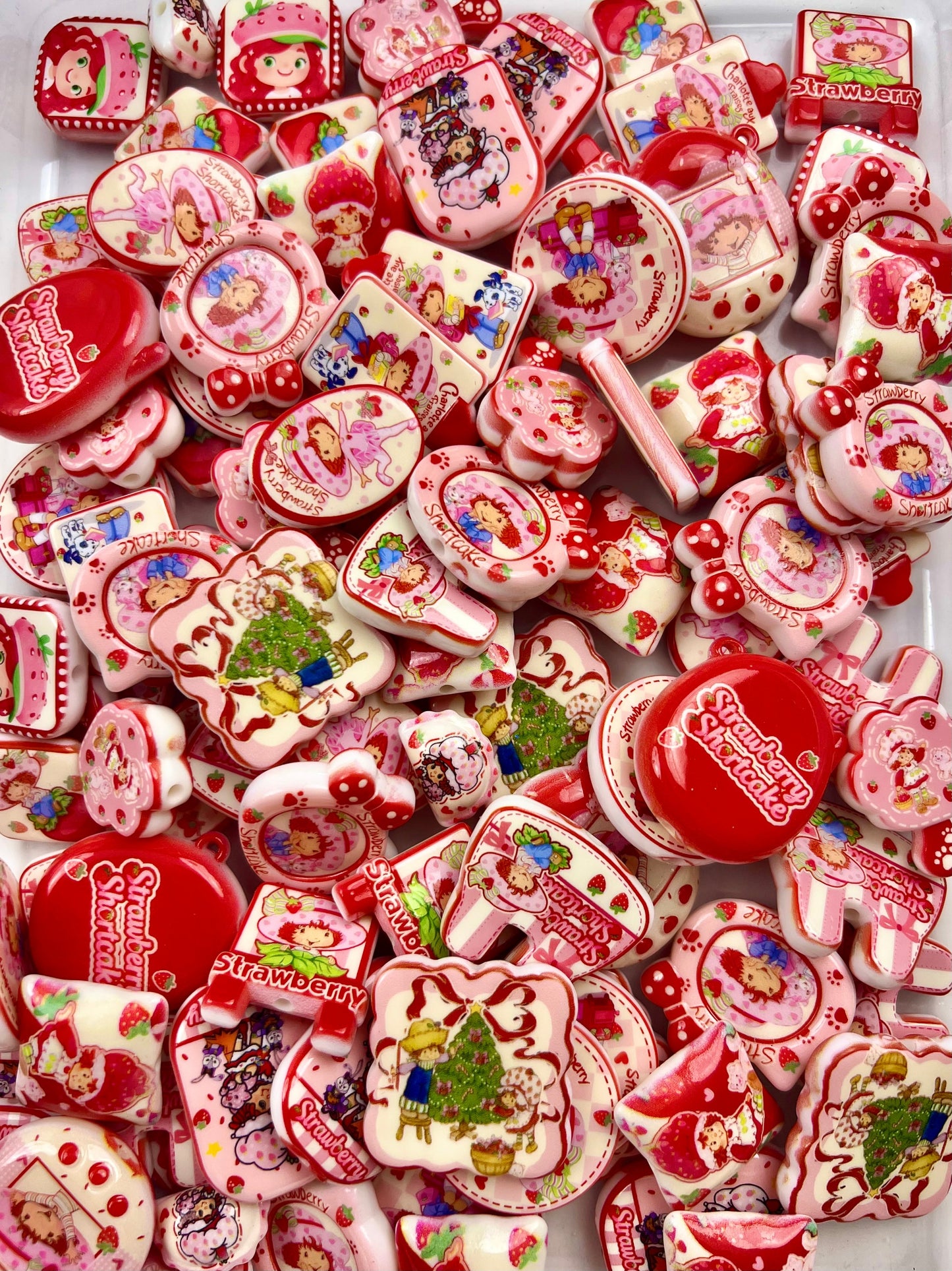 Strawberry girls bead mixed