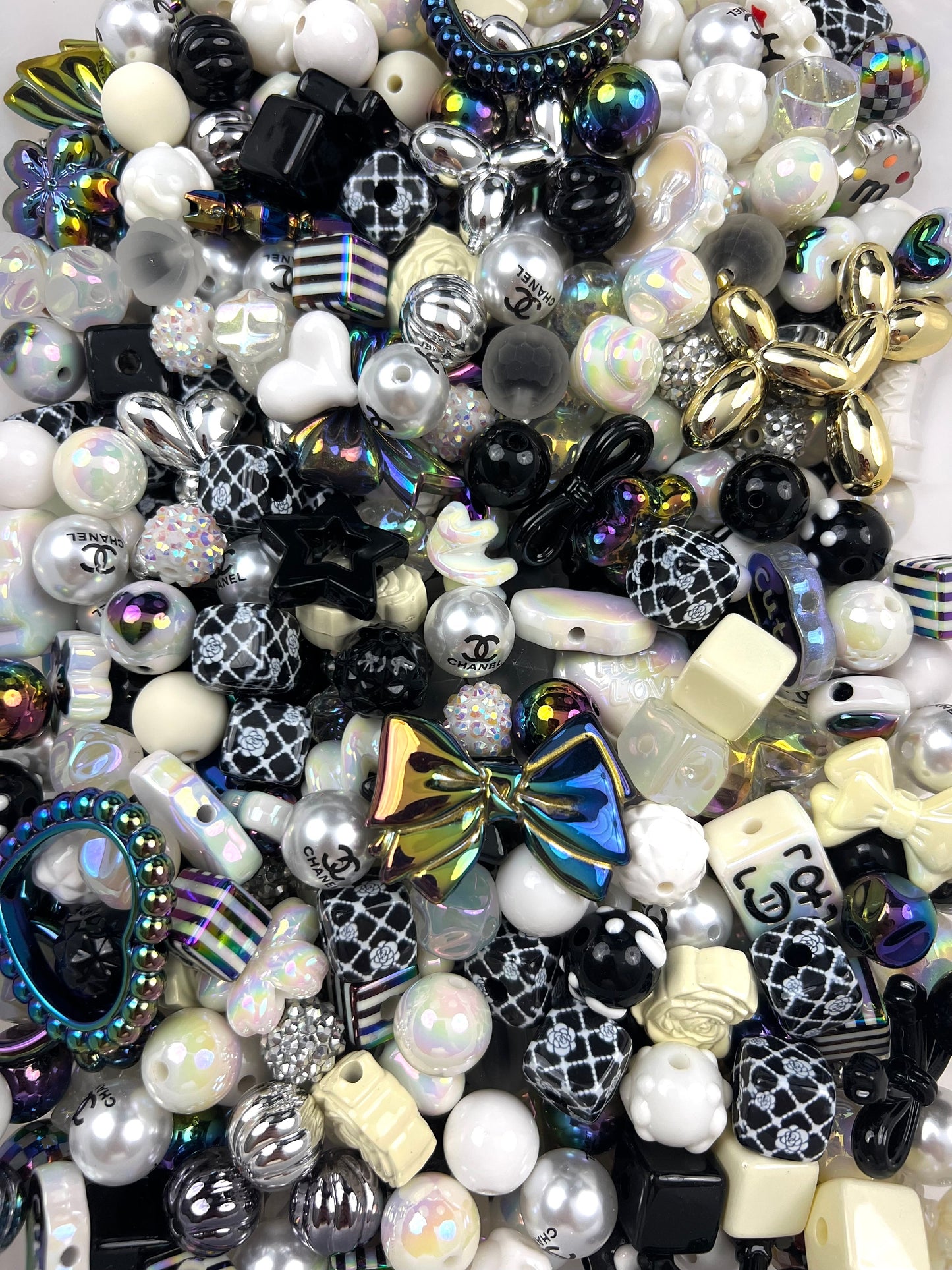 Black and white  bead mix
